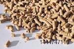 layer pellets feed formulation