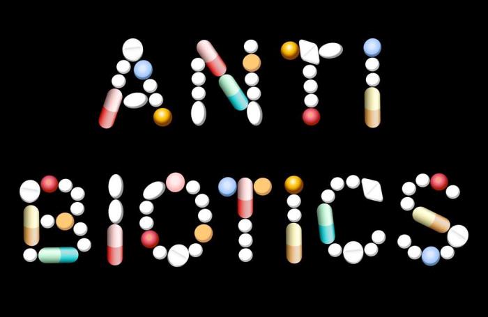 antibiotics-and-pills