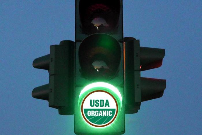 traffic lights usda organic