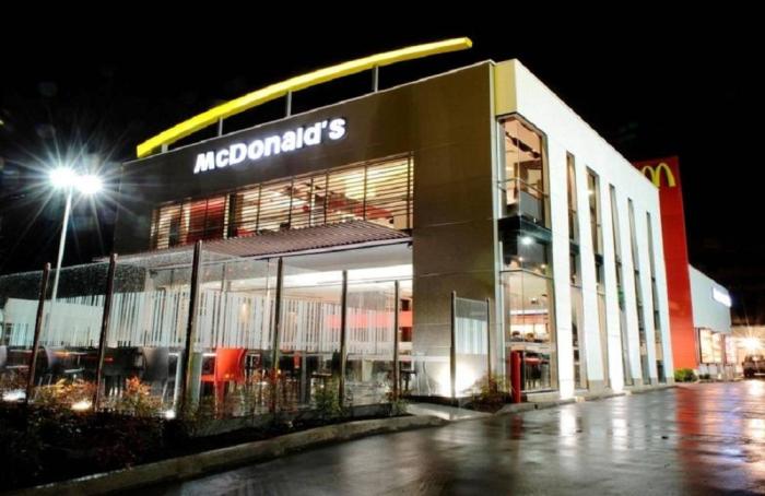 Un restaurante McDonalds en La Deheza, Chile.