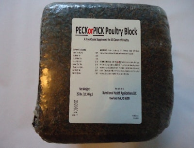 Prairie-Livestock-Supply-PECKorPICK-Poultry-Block
